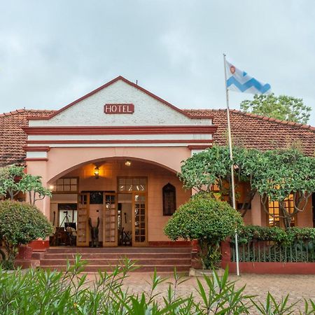Masindi Hotel エクステリア 写真