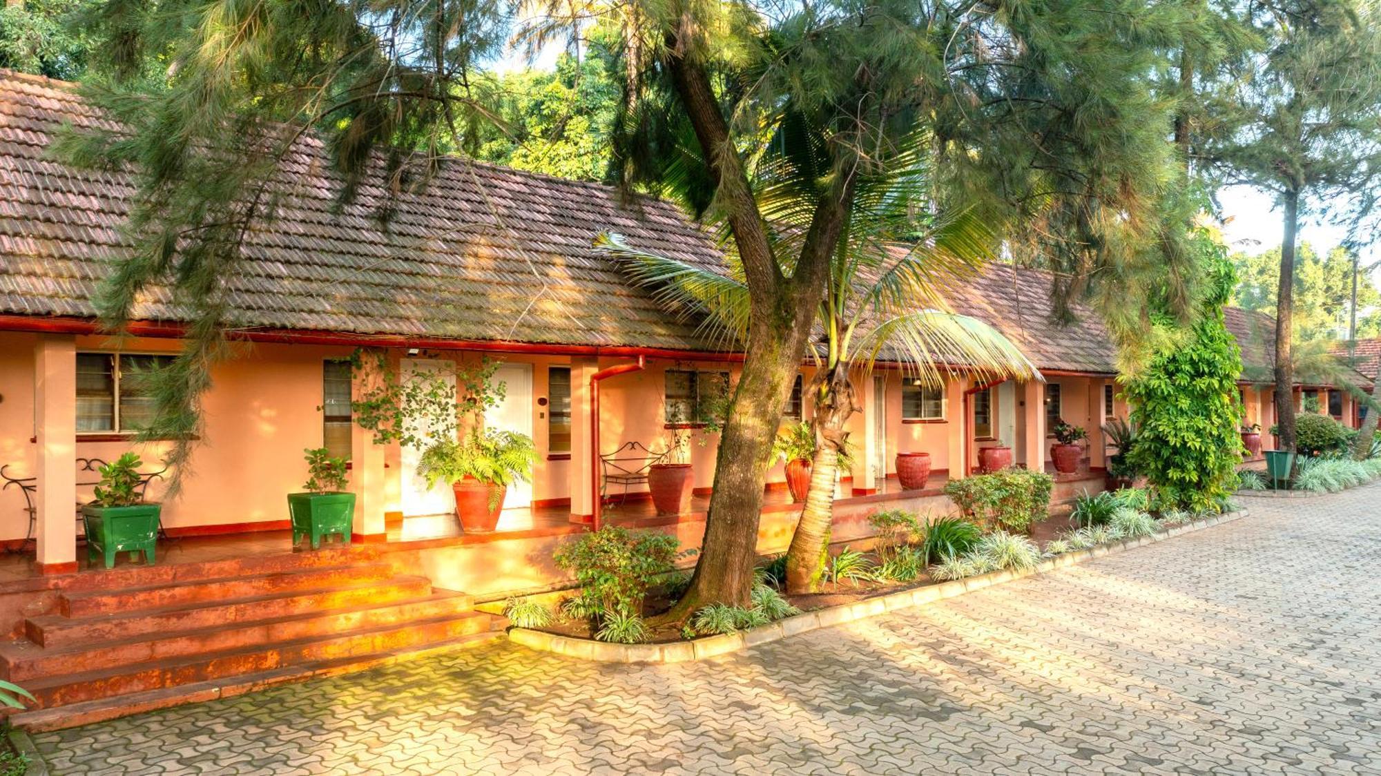 Masindi Hotel エクステリア 写真