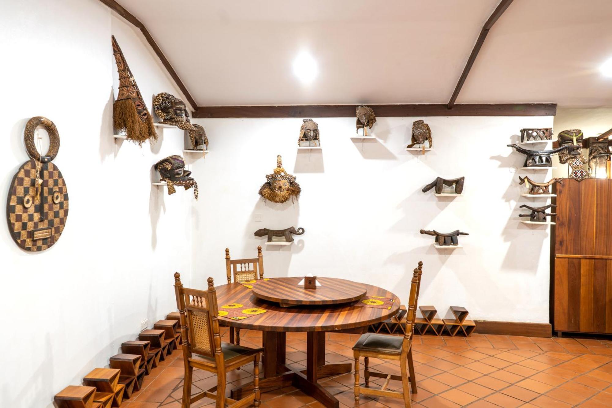 Masindi Hotel エクステリア 写真