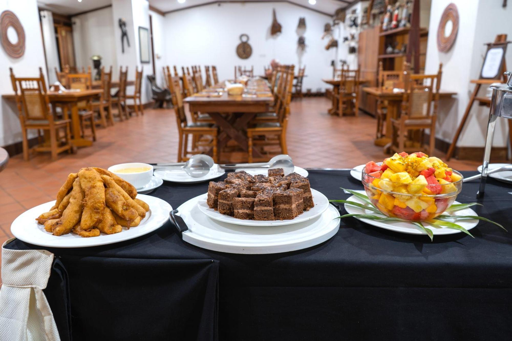 Masindi Hotel エクステリア 写真