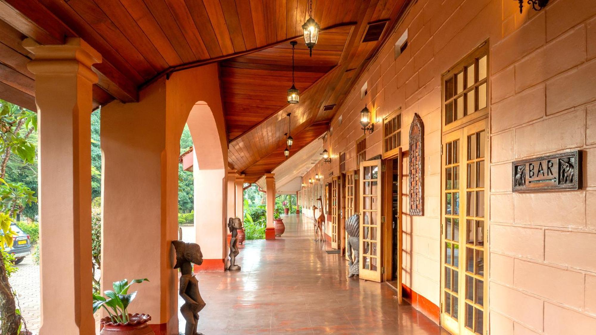 Masindi Hotel エクステリア 写真