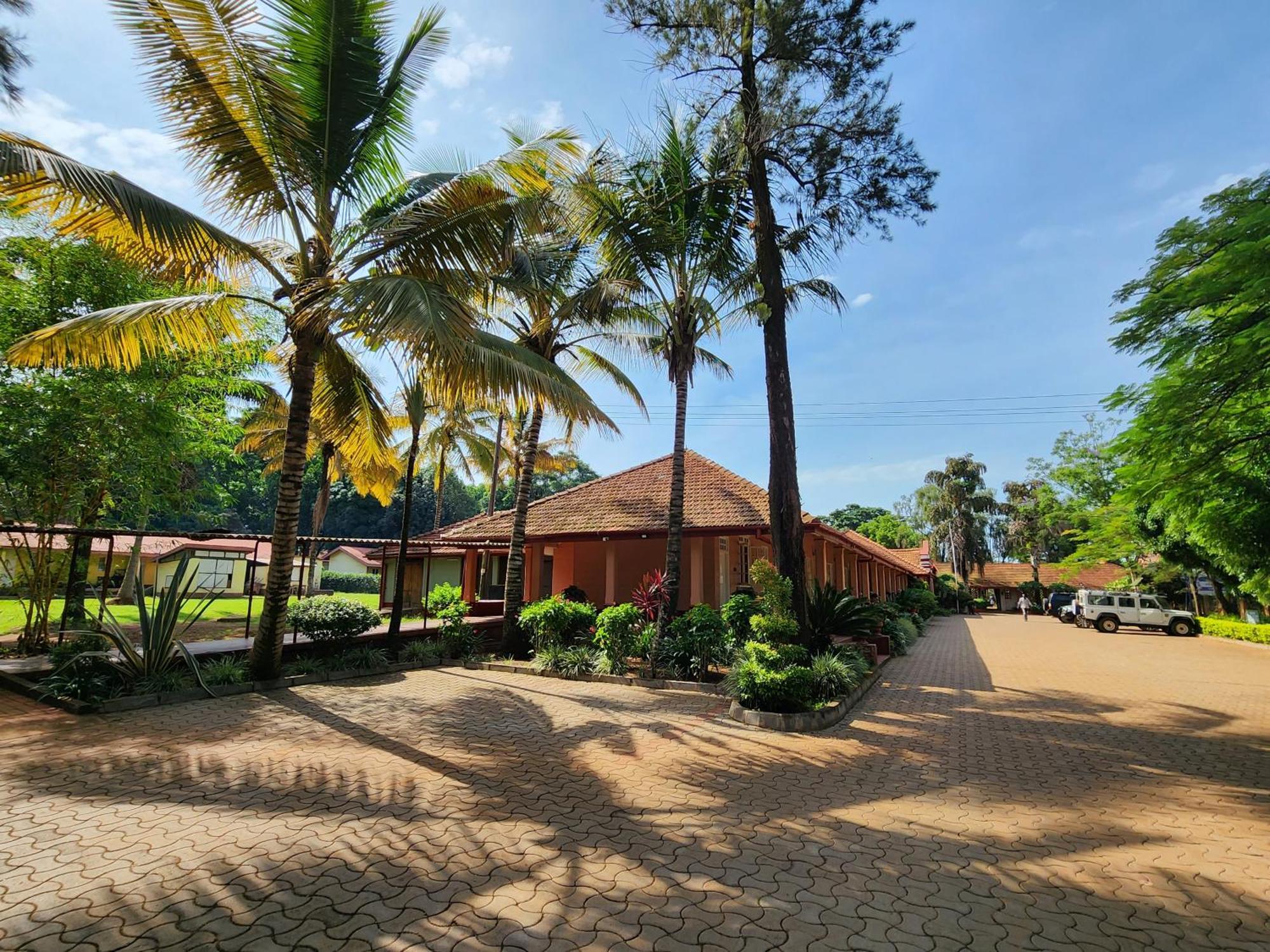 Masindi Hotel エクステリア 写真